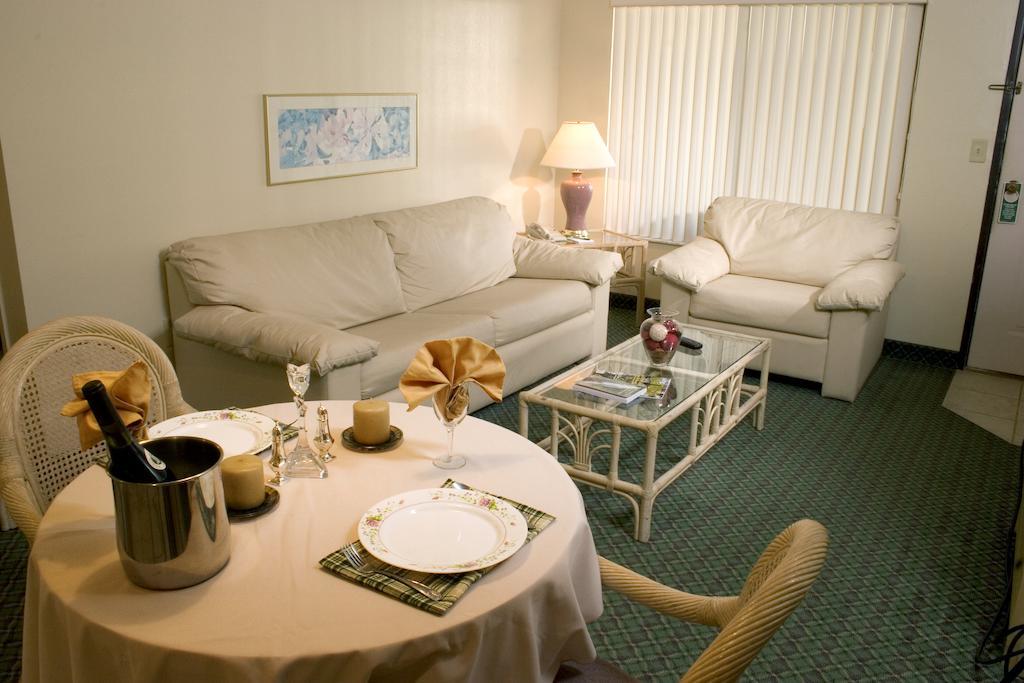 Cypress Cove Nudist Resort Poinciana Rum bild